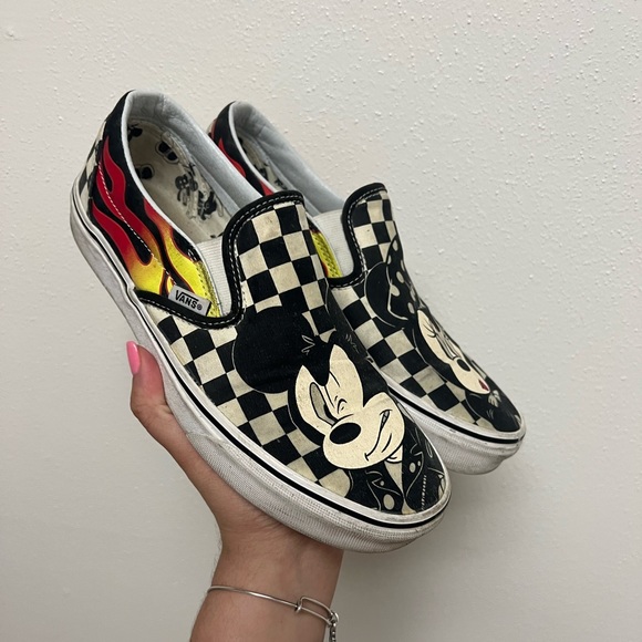 Vans Classic Slip-On Mickey & Minnie Mickey Mouse 90th Anniversary W 8.5 - Picture 3 of 9